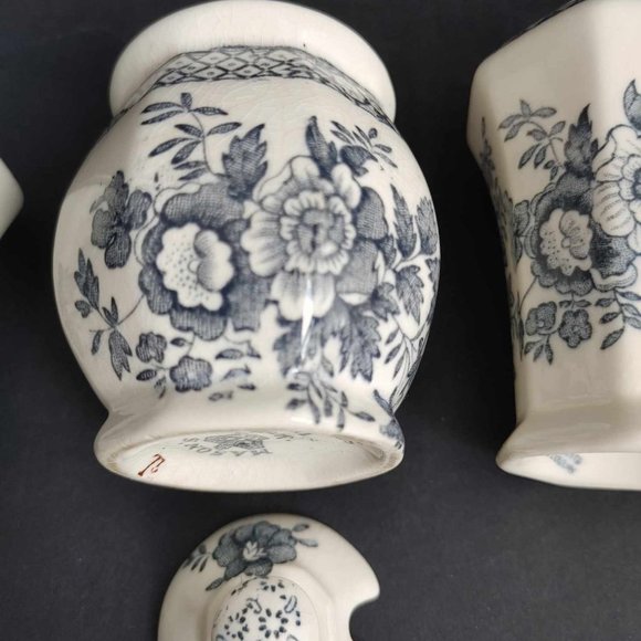 Mason's Stratford Blue Condiment Set Salt Pepper Shakers Mustard Jar Tray - Picture 6 of 11